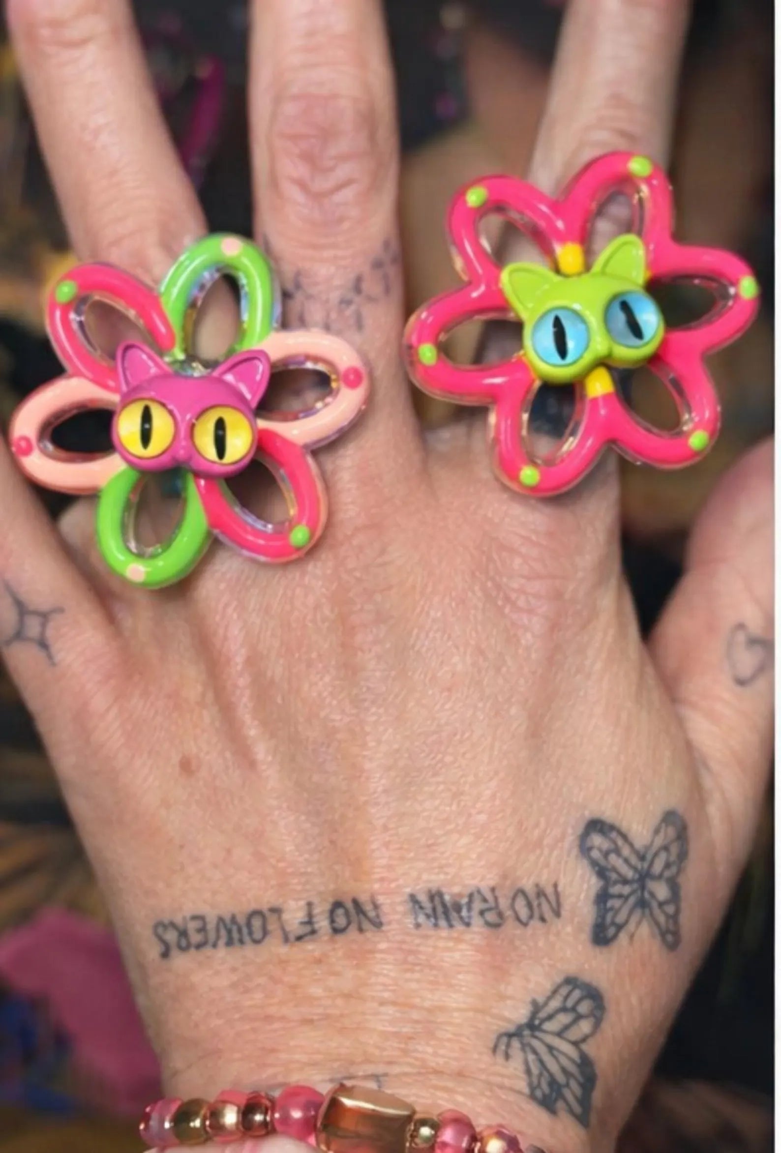 Handmade Y2K Flower Ring – Whimsical Cat Statement Jewelry